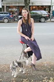 Christina mit „Kinski“, Berlin-Mitte (Torstraße)