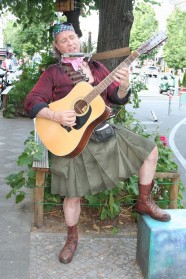 Vrank-Michael, Schöneberg (Winterfeldtplatz)